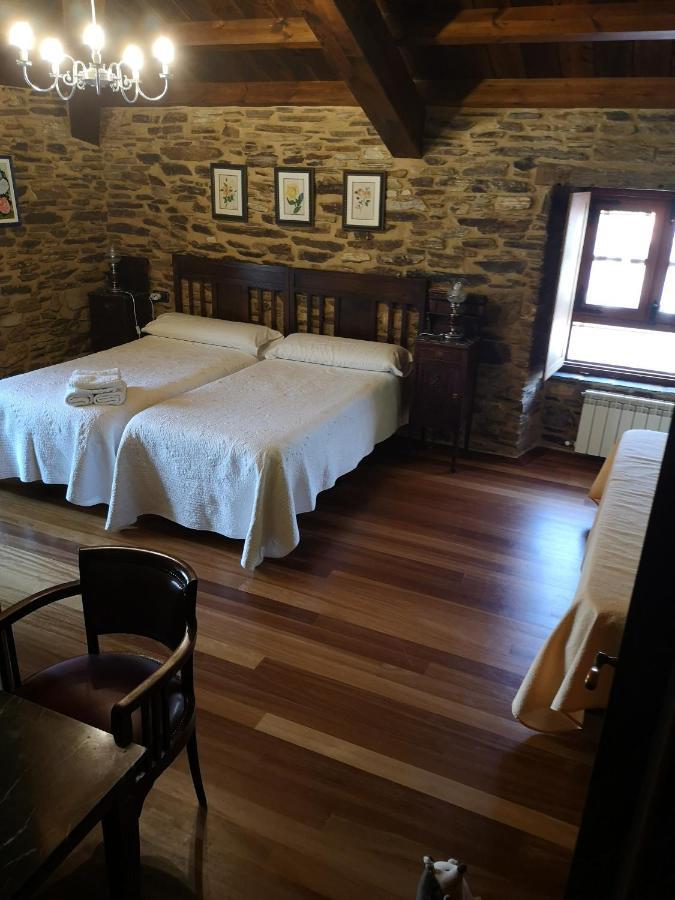 Casa Do Morcego Guest House Valdovino Luaran gambar