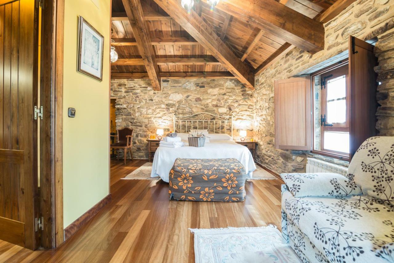 Casa Do Morcego Guest House Valdovino Luaran gambar